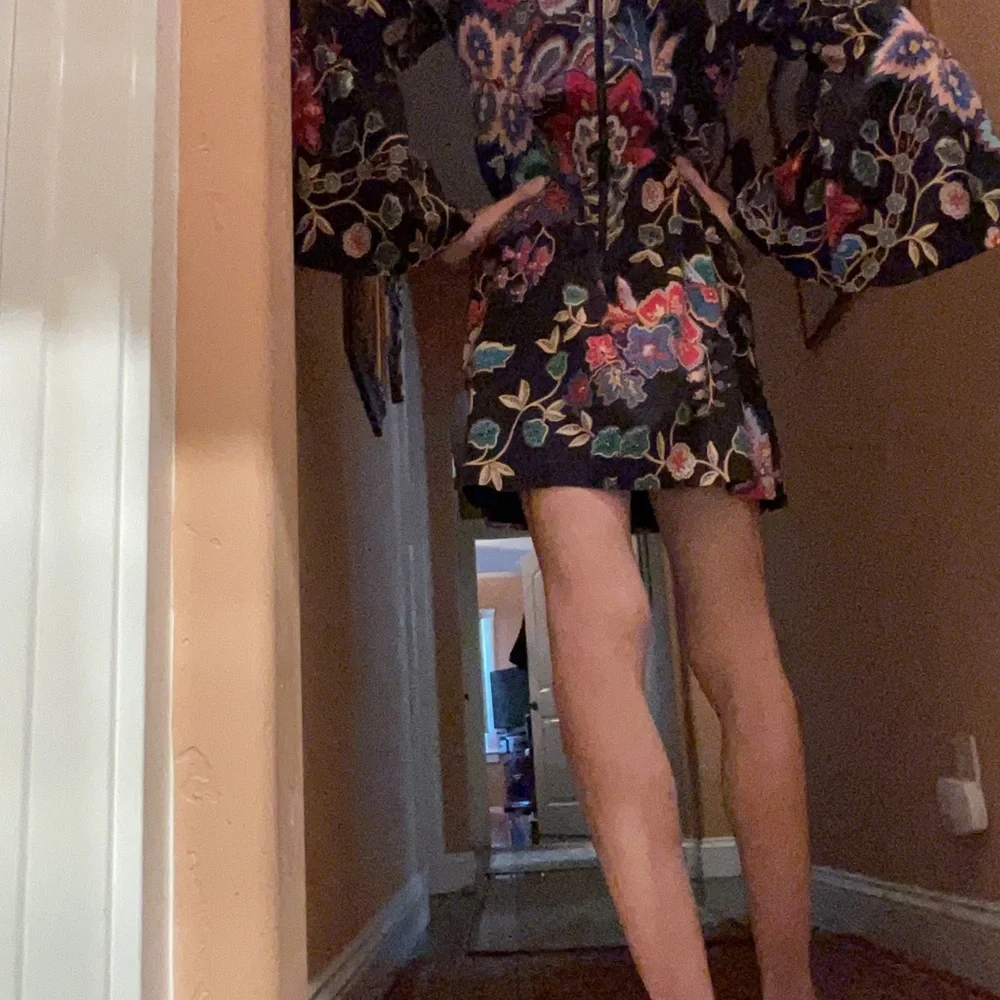 NWOT Floral ALICE & OLIVIA DRESS - Picture 6 of 11